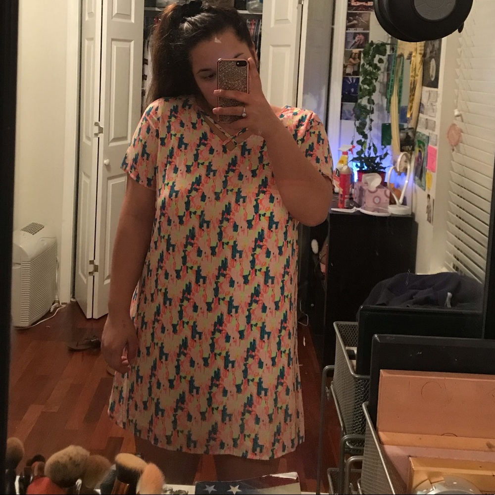 Dress - Picture 4 of 4